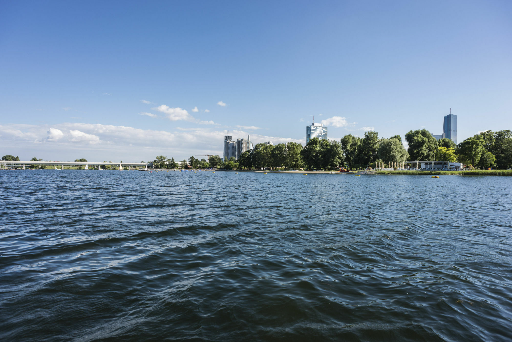 Ajo Vienna Beach - Contactless Check-In Bagian luar foto
